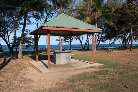 Lamberts Beach - Sunshine Coast Guide 0