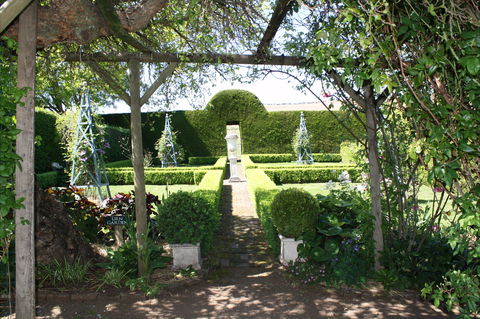 Prospect House And Garden - Sunshine Coast Guide 1