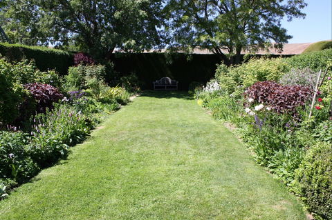 Prospect House And Garden - Sunshine Coast Guide 2