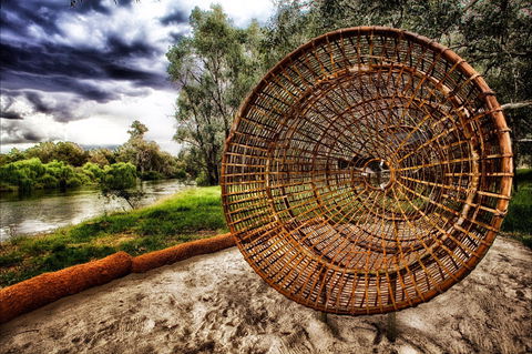 Wagirra Trail And Yindyamarra Sculpture Walk - Sunshine Coast Guide 1