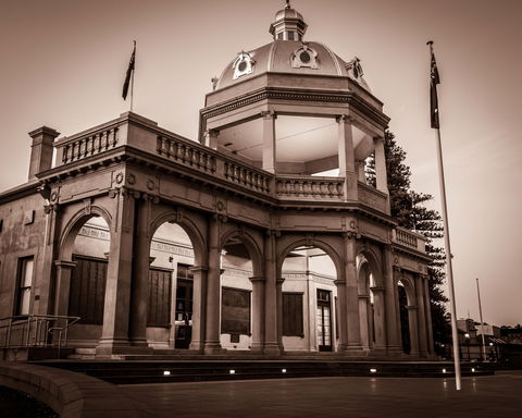 Bendigo Soldiers Memorial Institute Military Museum - Sunshine Coast Guide 2