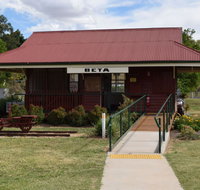 Beta Hut and Railway Memorabilia - Sunshine Coast Guide