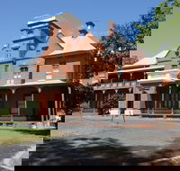 Woodbridge - Sunshine Coast Guide