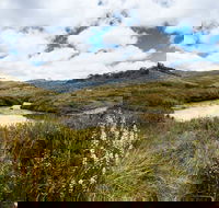 Cascade Hut trail - Sunshine Coast Guide