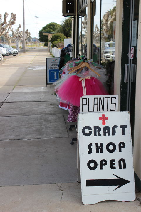 Culcairn Red Cross Craft Shop - Sunshine Coast Guide 1
