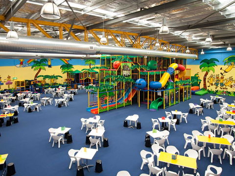 Go Bananas - Sunshine Coast Guide 2