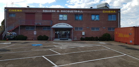 Lakes Squash And Movie Theatre - Sunshine Coast Guide 0