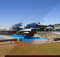 Manildra Swimming Pool - Sunshine Coast Guide