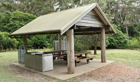 Pebbly Beach Picnic Area - Sunshine Coast Guide 0