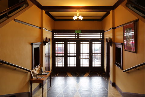 The Paragon Theatre - Sunshine Coast Guide 1