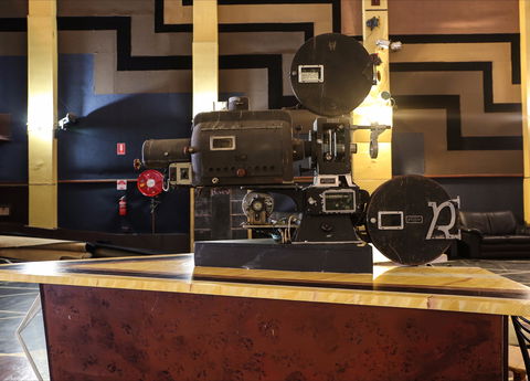 The Paragon Theatre - Sunshine Coast Guide 2