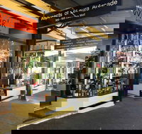 Aspects of Leura Arcade - Sunshine Coast Guide
