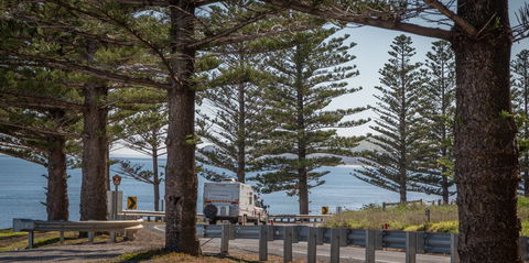 Lady Bay Beach - Sunshine Coast Guide 1