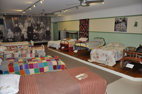 Pioneer Women's Hut Museum - Sunshine Coast Guide 2