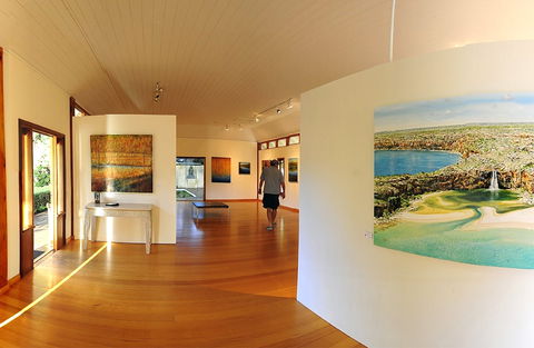 Yallingup Galleries - Sunshine Coast Guide 1