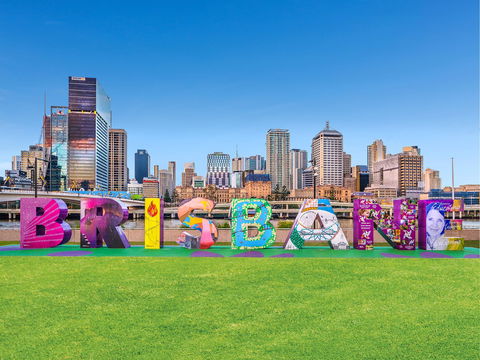 BRISBANE Sign - Sunshine Coast Guide 0