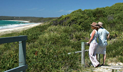 Conjola Beach Picnic Area - Sunshine Coast Guide 0