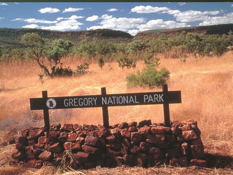 Escarpment Walk - Sunshine Coast Guide 0