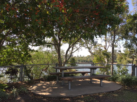 Riverside Parklands And Playground - Sunshine Coast Guide 1
