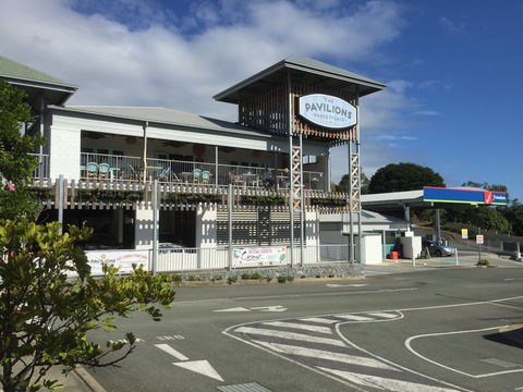 The Pavilions Marketplace - Sunshine Coast Guide 0