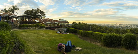 Brisbane Lookout Mount Coot-tha - Sunshine Coast Guide 0