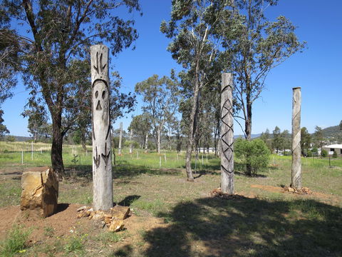 Heritage Sculptures At Pensioners Hill Lookout - Sunshine Coast Guide 1