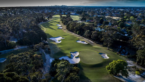 The Metropolitan Golf Club - Sunshine Coast Guide 0