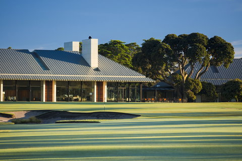 The Metropolitan Golf Club - Sunshine Coast Guide 1