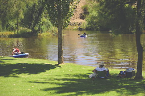 The Lions Junction Park - Tumut - Sunshine Coast Guide 0