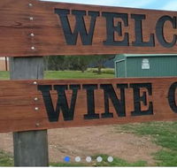 WCPTHV  Wine Country Private Transfers - Sunshine Coast Guide