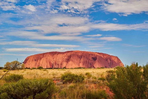 Explore Uluru: 7 Hours Guide Tour At Sunrise With Light Breakfast - Sunshine Coast Guide 1