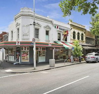 Carlton to Melbourne Airport Special Or the other way around - Sunshine Coast Guide