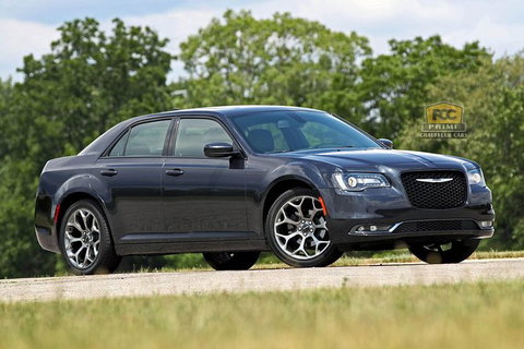 Luxury Chauffeur Car Melbourne Airport To CBD (Sedan) - Sunshine Coast Guide 2