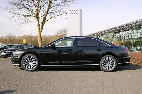 Audi A8 Chauffeur Car Melbourne Airport To CBD - Sunshine Coast Guide 0