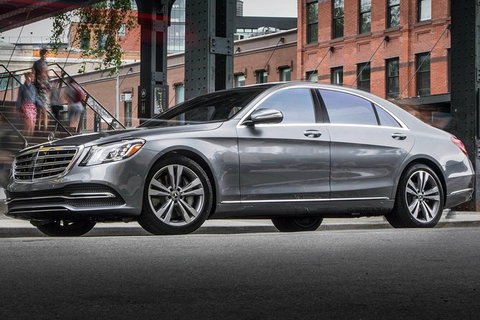 Mercedes S-Class Car Melbourne Airport To CBD - Sunshine Coast Guide 4
