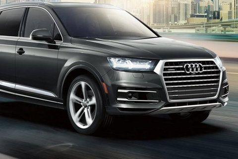 Audi Q7 SUV Melbourne Airport To CBD - Sunshine Coast Guide 1