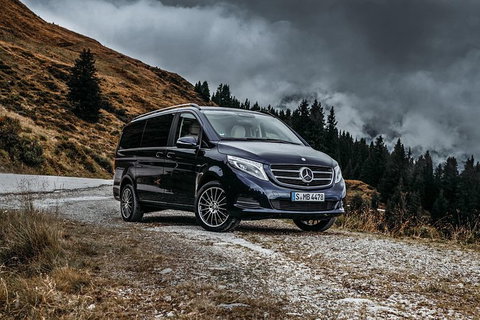 Van Service Melbourne Airport To CBD - Sunshine Coast Guide 1