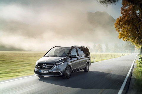 Van Service Melbourne Airport To CBD - Sunshine Coast Guide 0