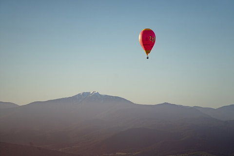 Private Sunrise Balloon Flight Over Mansfield - Sunshine Coast Guide 3