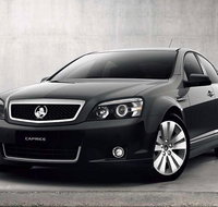 Arrival Private Transfer Melbourne Airport MEL to Melbourne City by Sedan Car - Sunshine Coast Guide