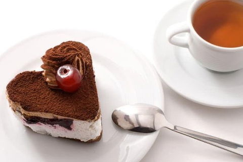 Romance Cruise + Scenic Tour + Beer Tasting + 3 Course Lunch + Hamper - Sunshine Coast Guide 1