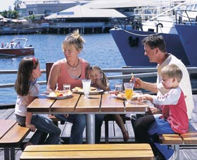 Fremantle Fishing Boat Harbour - Sunshine Coast Guide 0