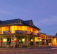 Torrens Arms Hotel - Sunshine Coast Guide