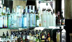 Edinburgh Castle Hotel - Sunshine Coast Guide 0