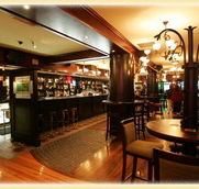 Waxy's Irish Pub - Sunshine Coast Guide