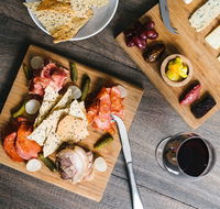 Bellevue - Sunshine Coast Guide