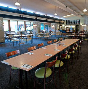 Burvale Hotel - Sunshine Coast Guide 2
