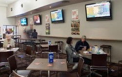 Colonnades Tavern - Sunshine Coast Guide 2