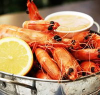 Full Moon Hotel - Moonlight Dining - Sunshine Coast Guide