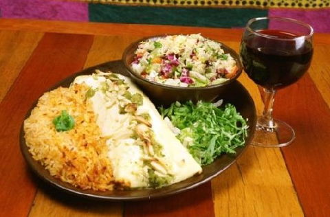 Montezuma's Coolangatta - Sunshine Coast Guide 0